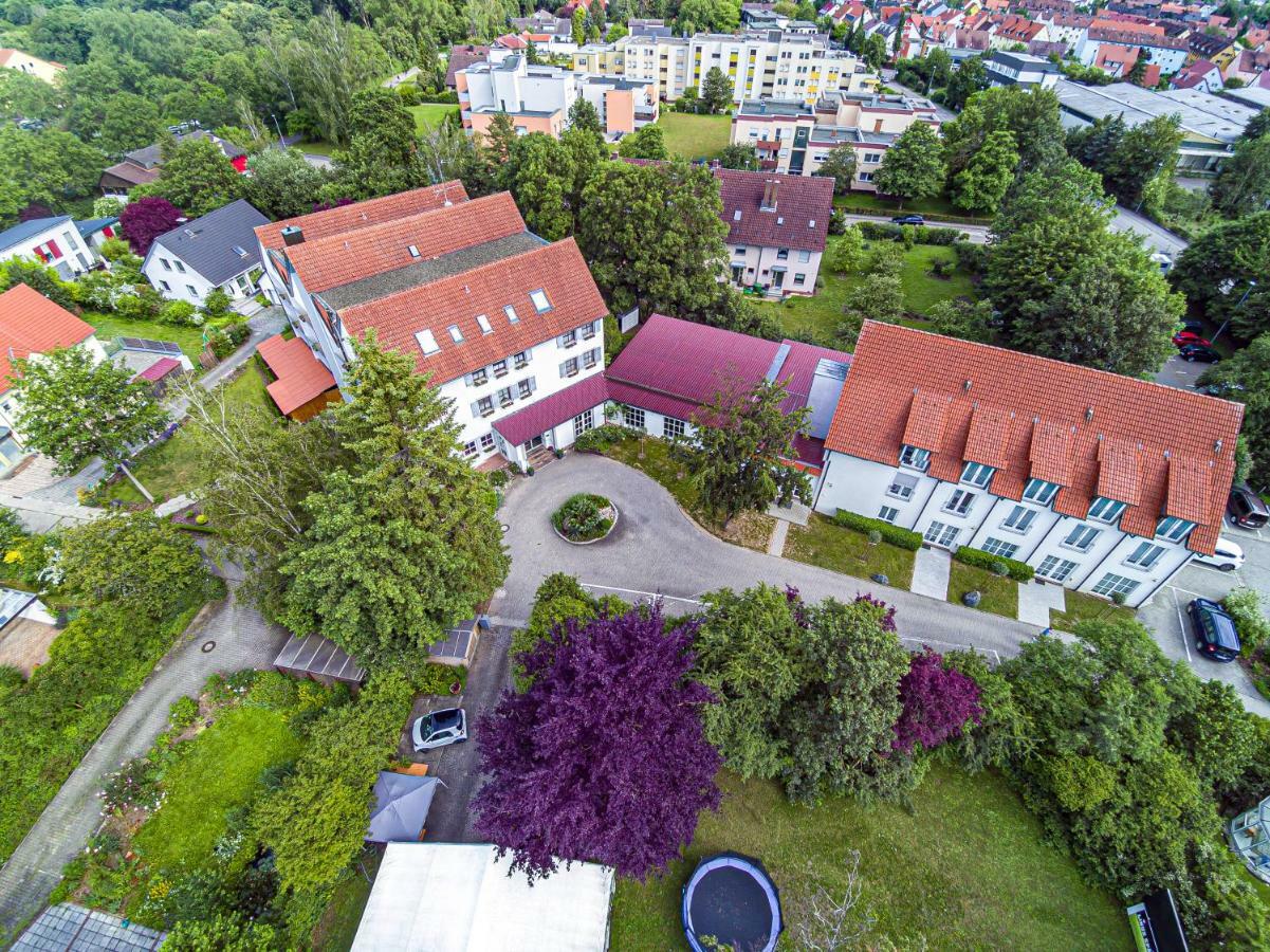 Hotel Am Kurpark Spaeth バート・ヴィンツハイム エクステリア 写真