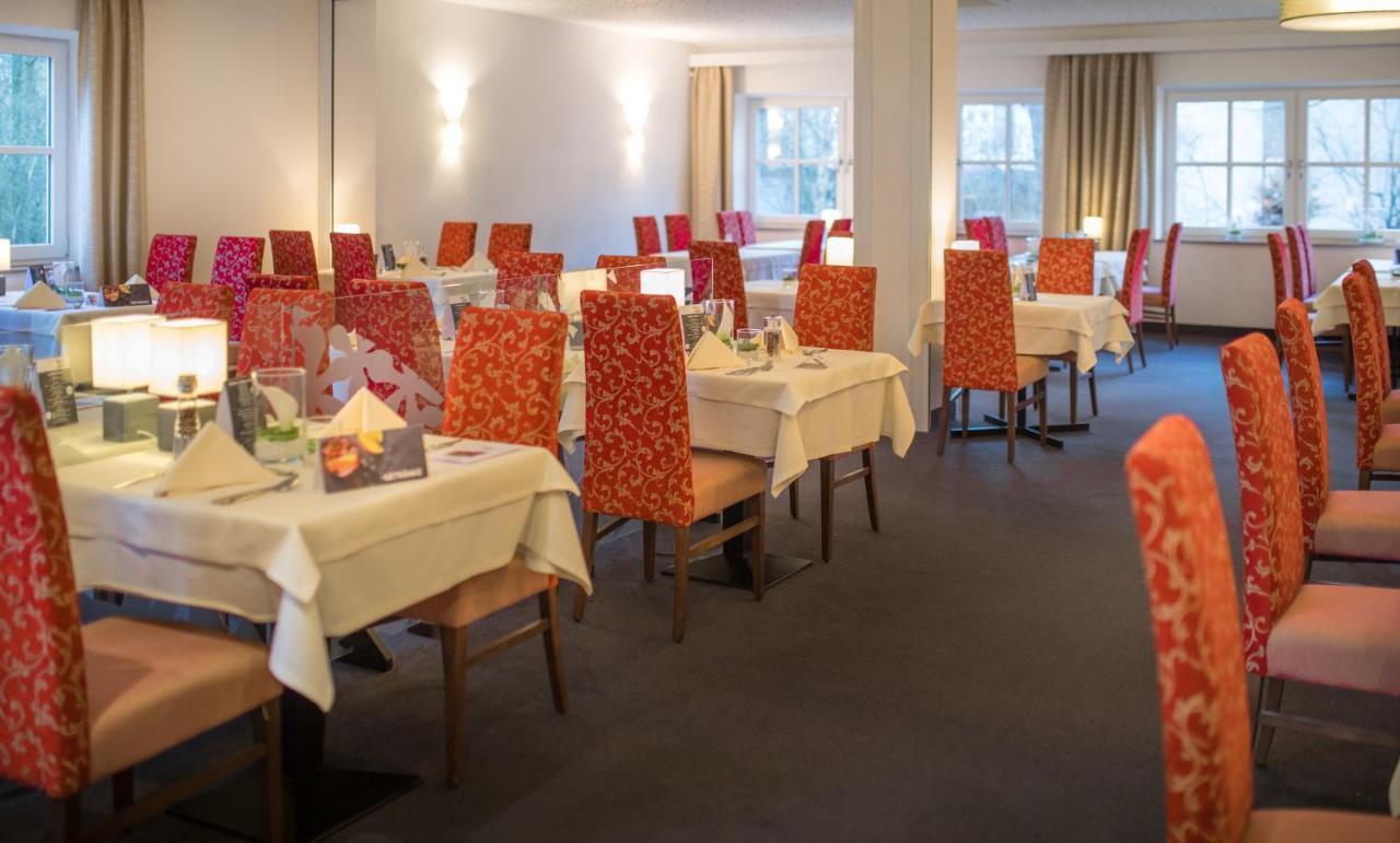 Hotel Am Kurpark Spaeth バート・ヴィンツハイム エクステリア 写真
