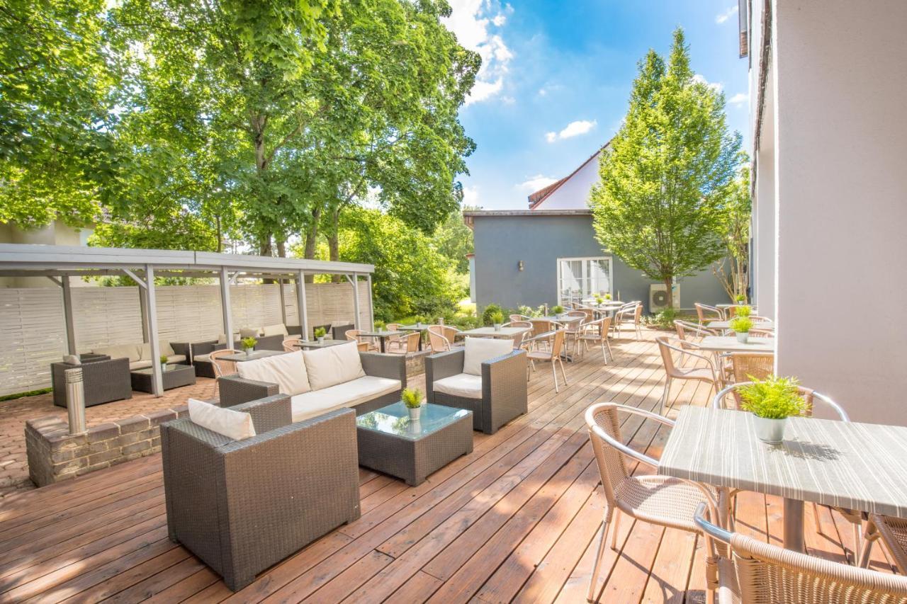 Hotel Am Kurpark Spaeth バート・ヴィンツハイム エクステリア 写真